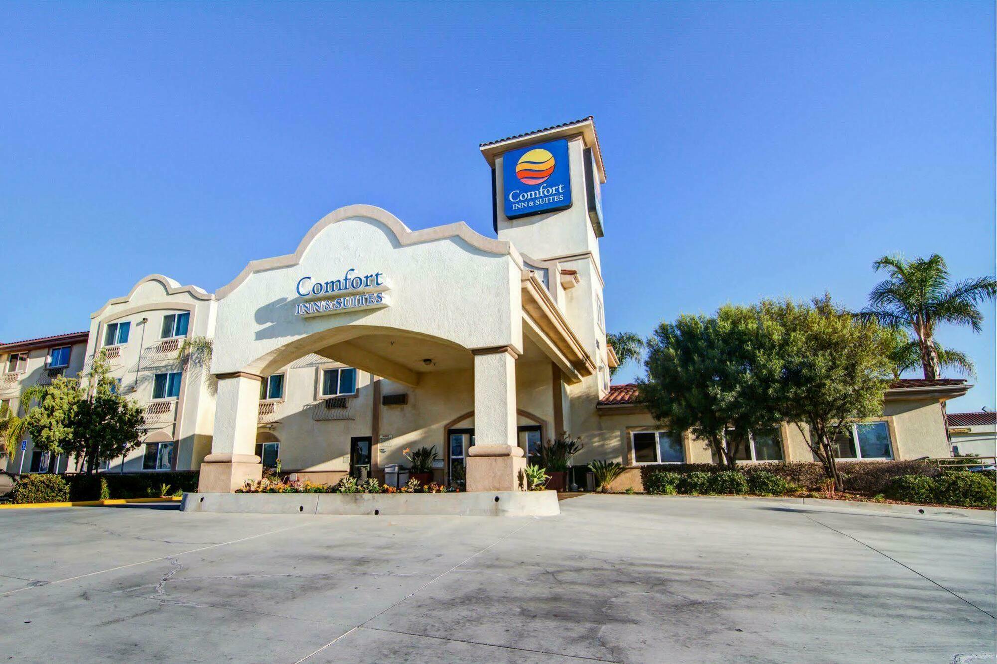 فندق كومفورت إن آند سويتس موريتا تيميكولا واين كانتري مورريتا المظهر الخارجي الصورة